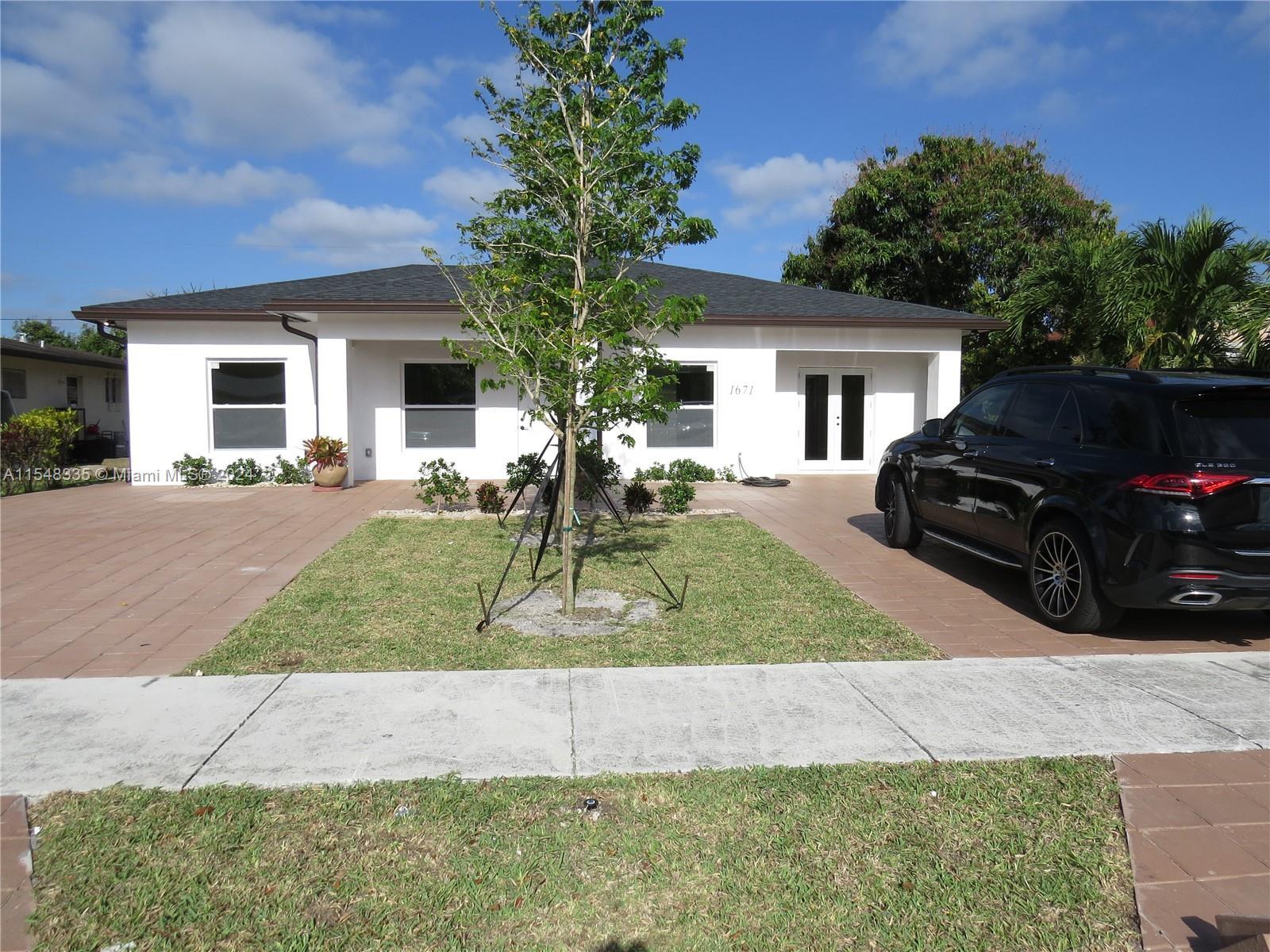 Photo of 1671 SW 44th Ter in Fort Lauderdale, FL
