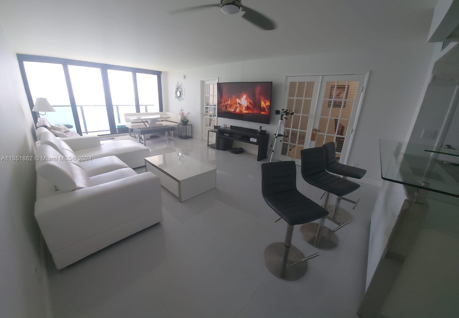 Photo of 2301 S Ocean Dr #2402 in Hollywood, FL