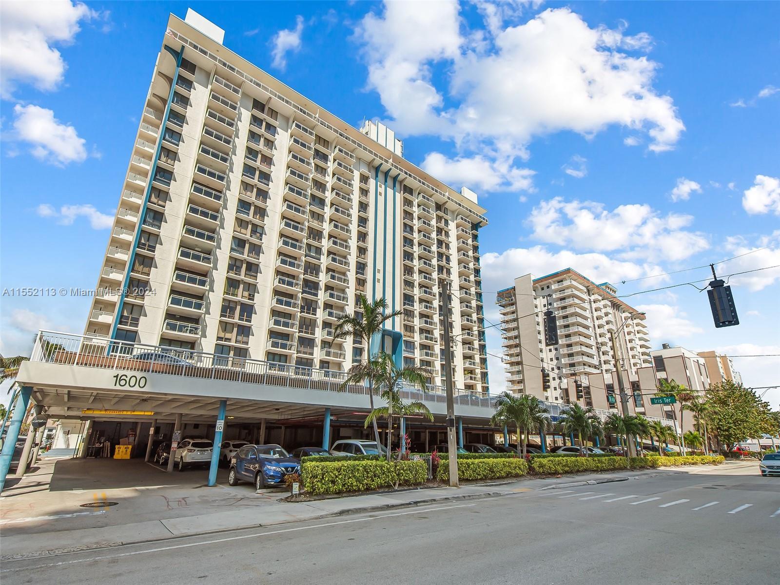 Photo of 1600 S Ocean Dr #4A in Hollywood, FL