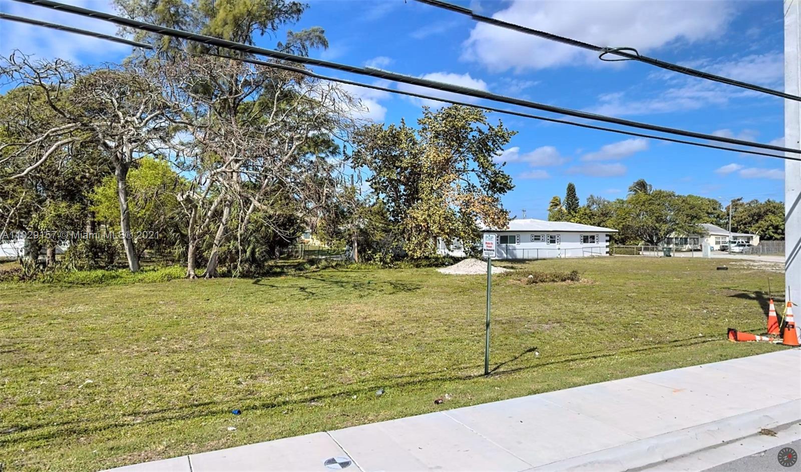 Photo of 2725 NW 21st Ave in Oakland Park, FL