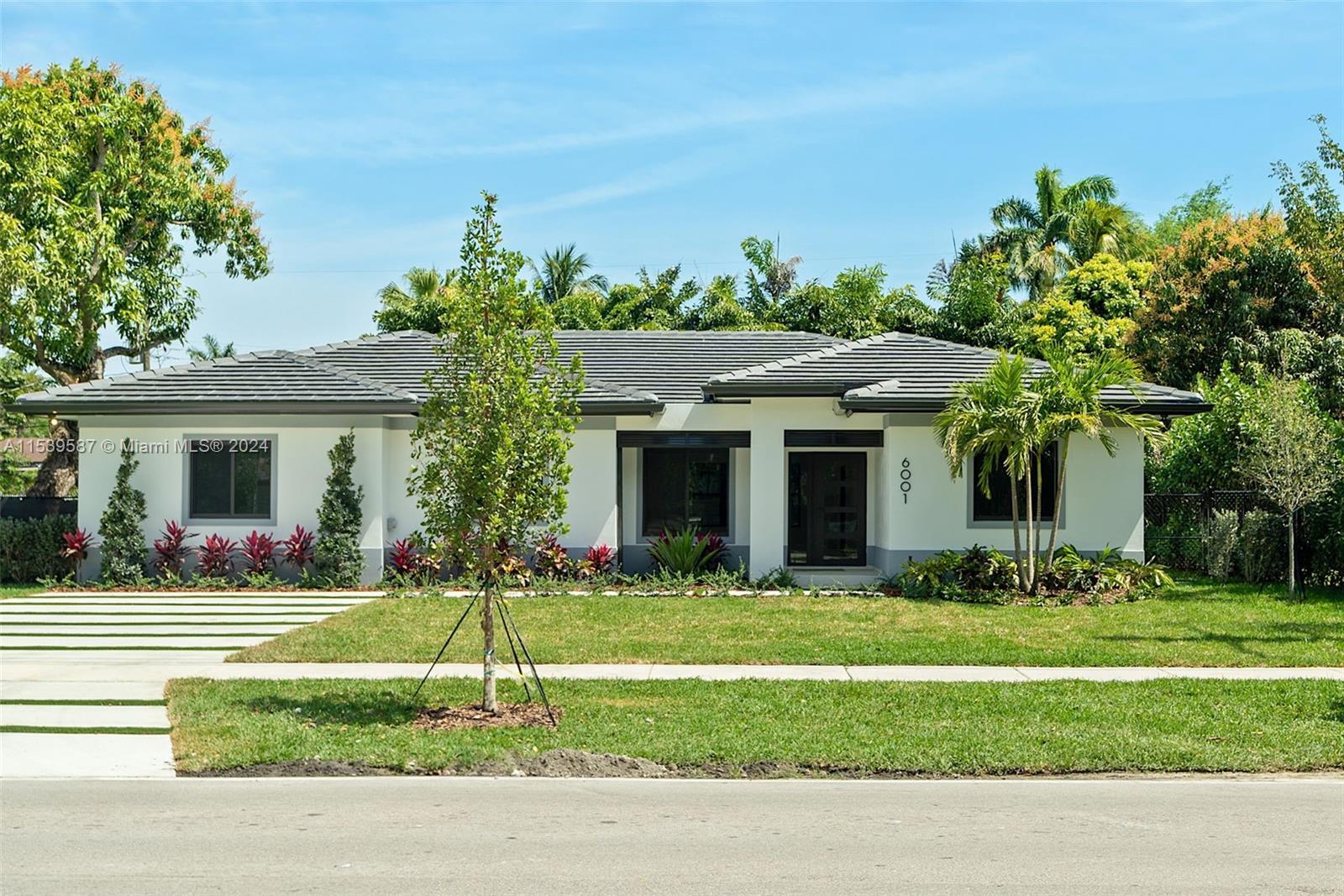 Photo of 6001 SW 62nd Ave in South Miami, FL