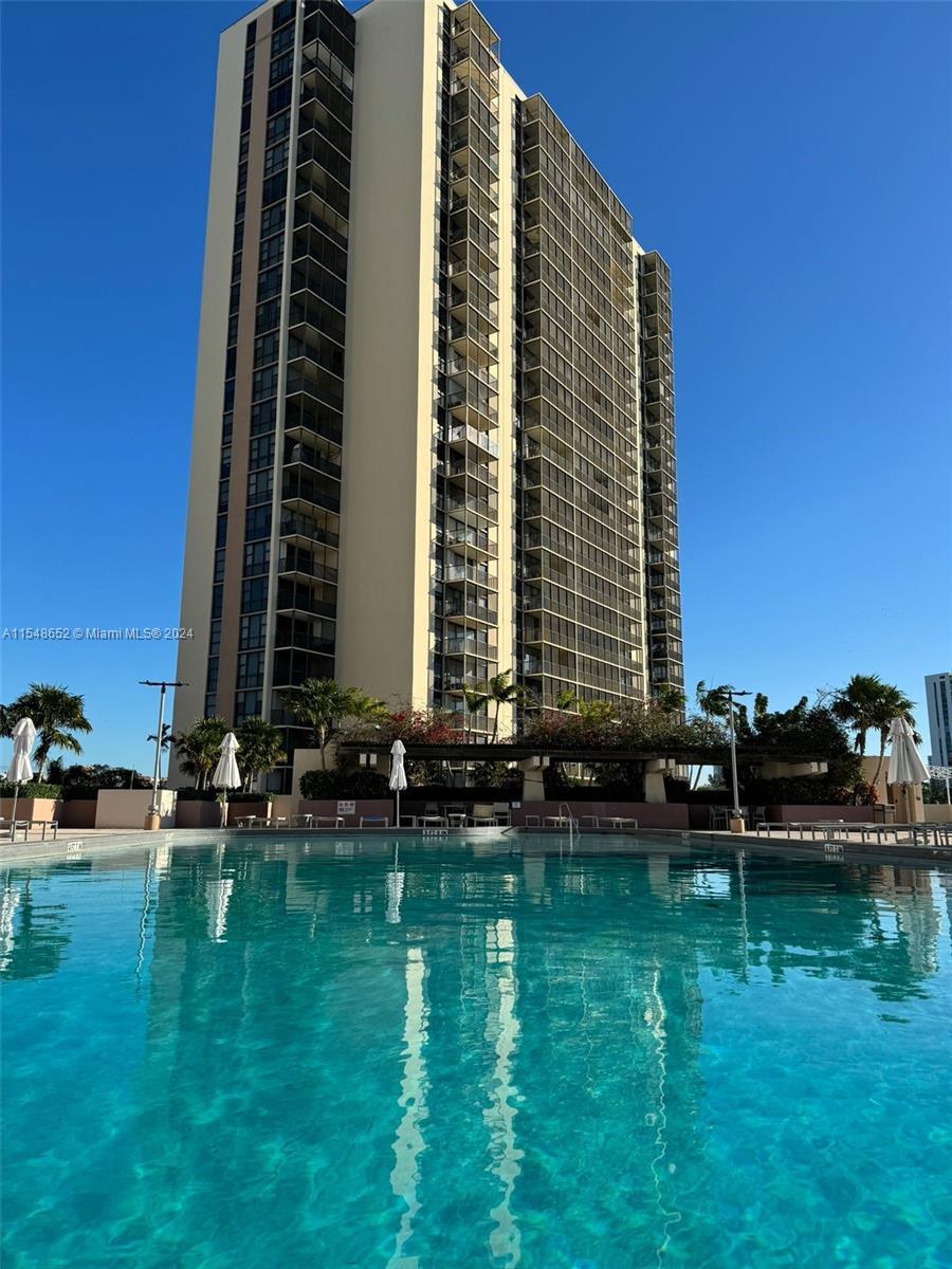 Photo of 20379 W Country Club Dr #2133 in Aventura, FL