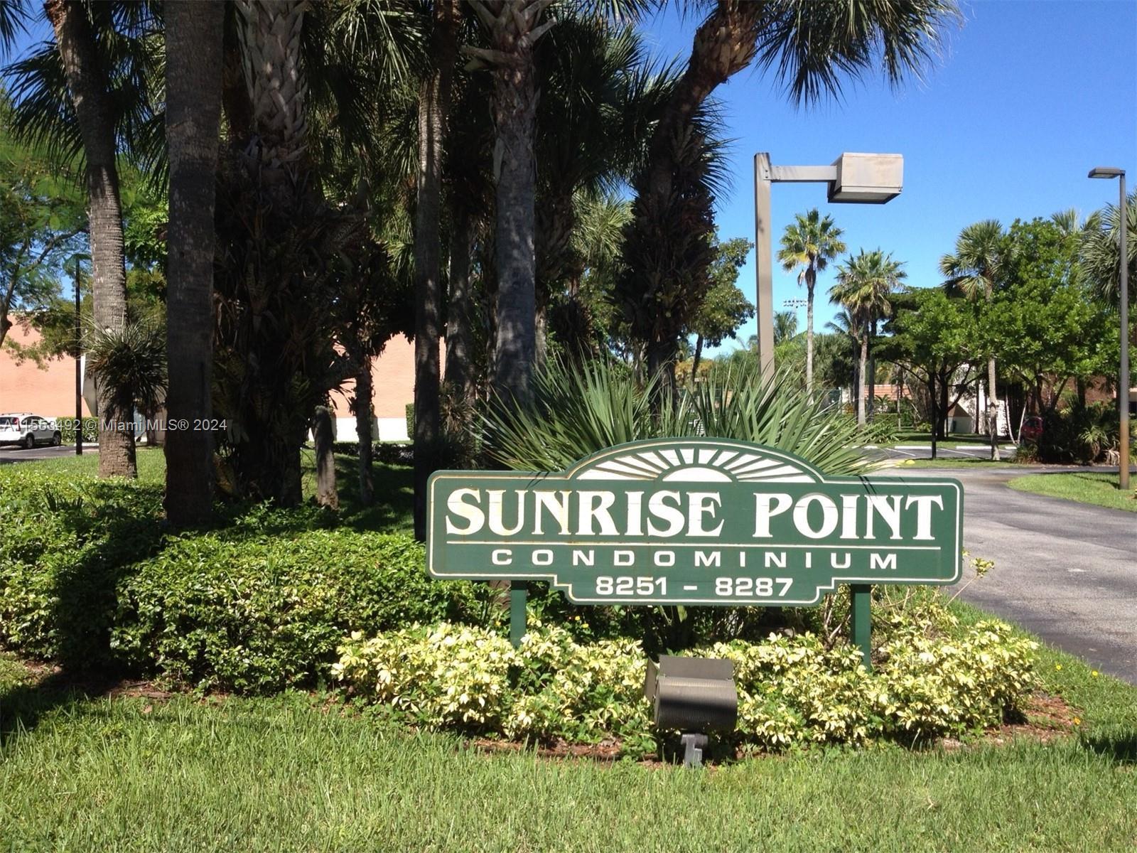 Photo of 8267 SW 128th St #203 in Pinecrest, FL