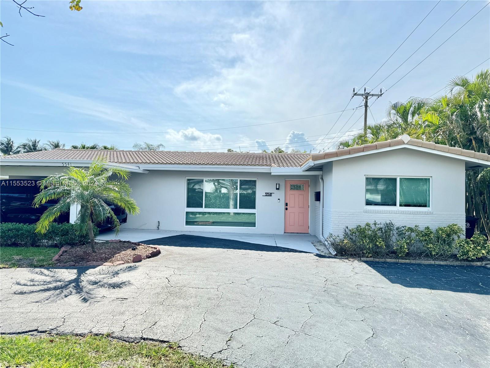 Photo of 5541 NE 19th Ave in Fort Lauderdale, FL