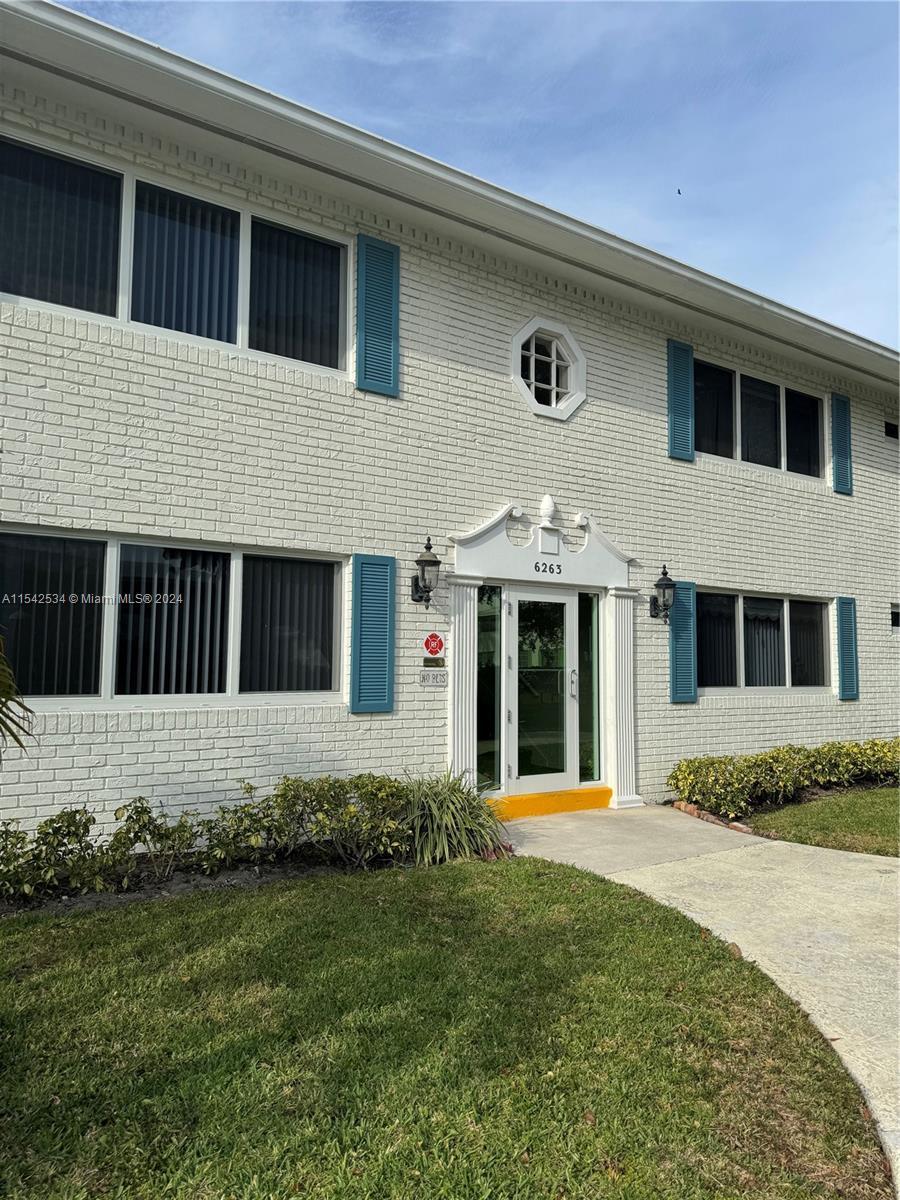 Photo of 6263 NE 19th Ave #1025 in Fort Lauderdale, FL