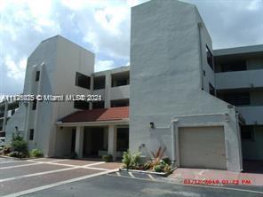 Photo of 112 Lake Emerald Dr #207 in Oakland Park, FL