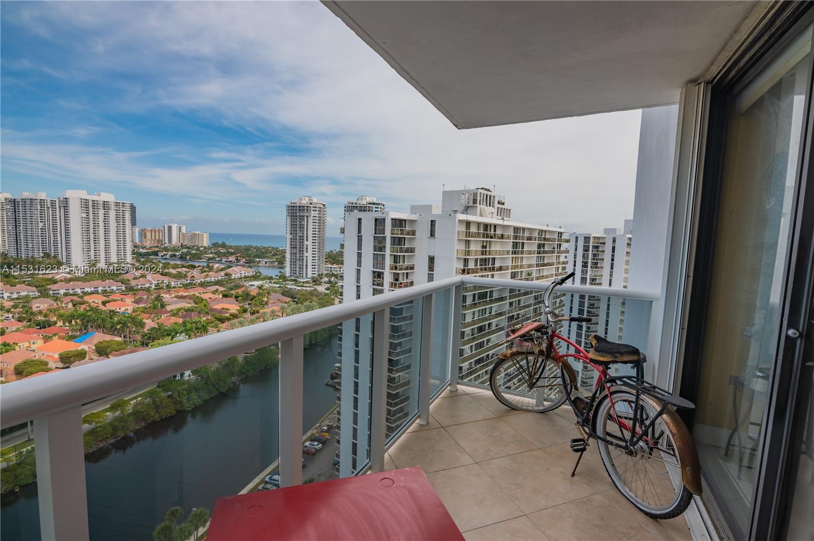 Photo of 3675 N Country Club Dr #2202 in Aventura, FL