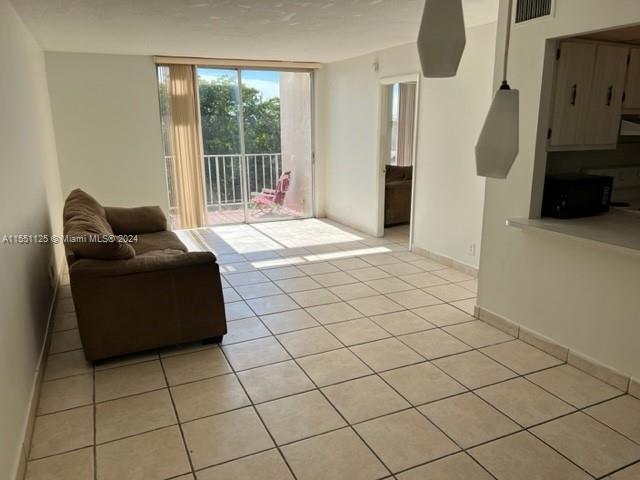 Photo of 2017 NW 46th Ave #A510 in Lauderhill, FL