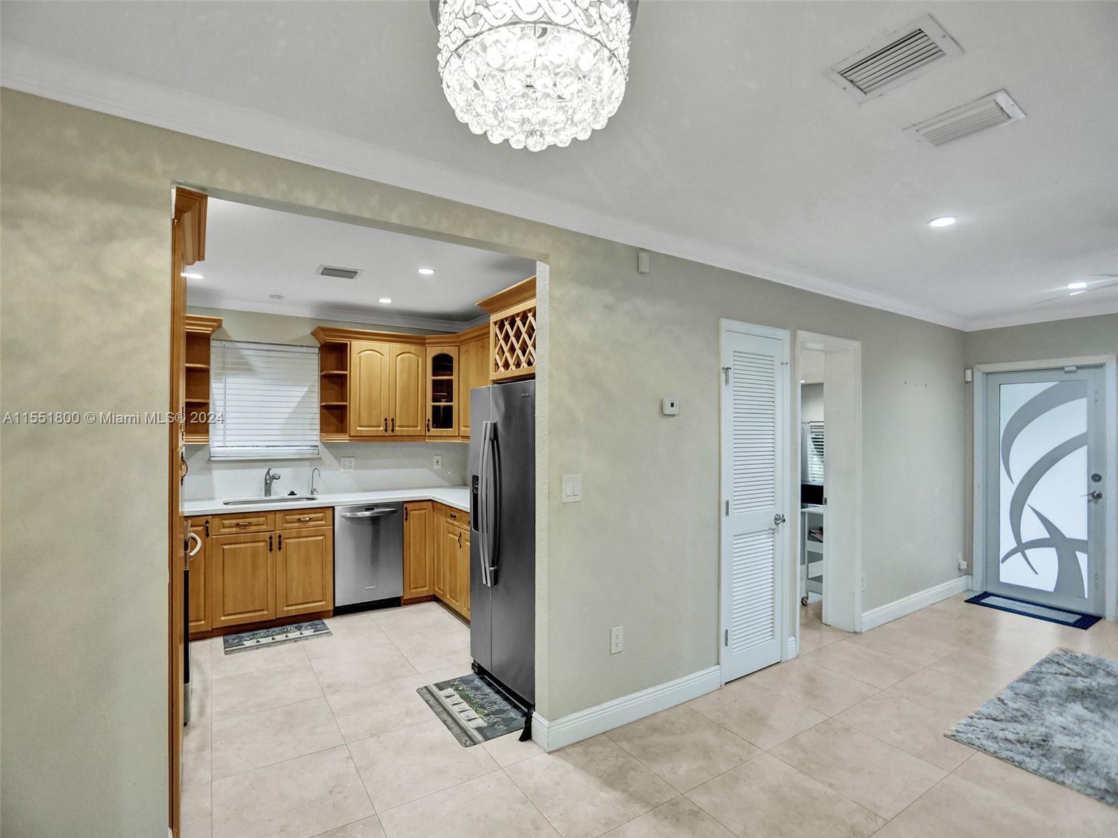 Photo of 1632 Cleveland St in Hollywood, FL