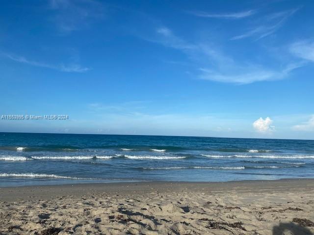 Photo of 11000 S Ocean Dr #3 in Jensen Beach, FL