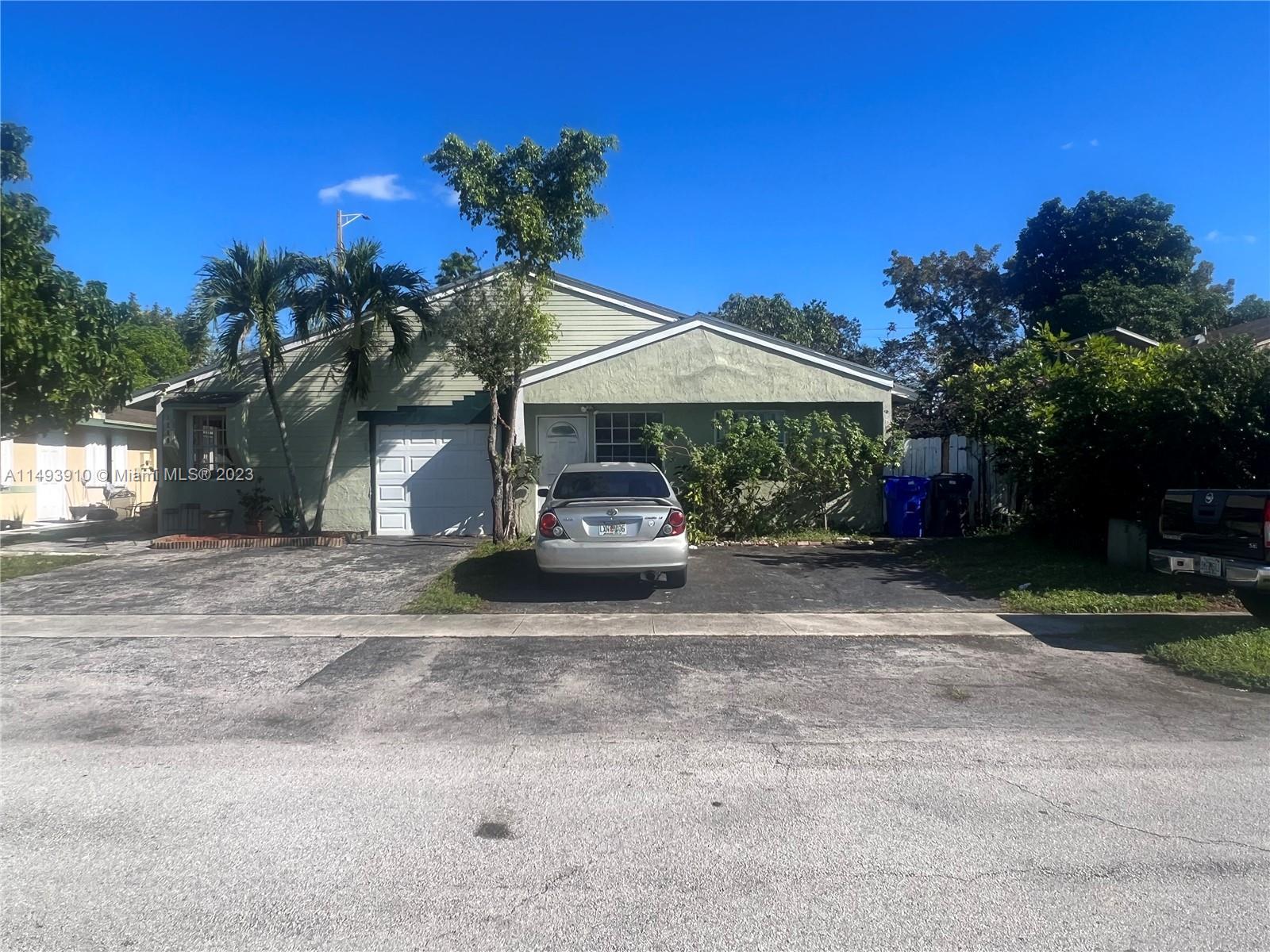 Photo of 1254 SW 71st Ter in North Lauderdale, FL
