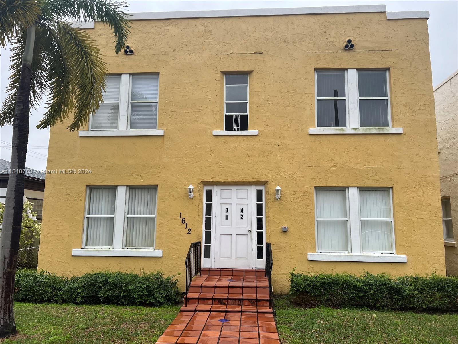 Photo of 1612 Harrison #1 in Hollywood, FL