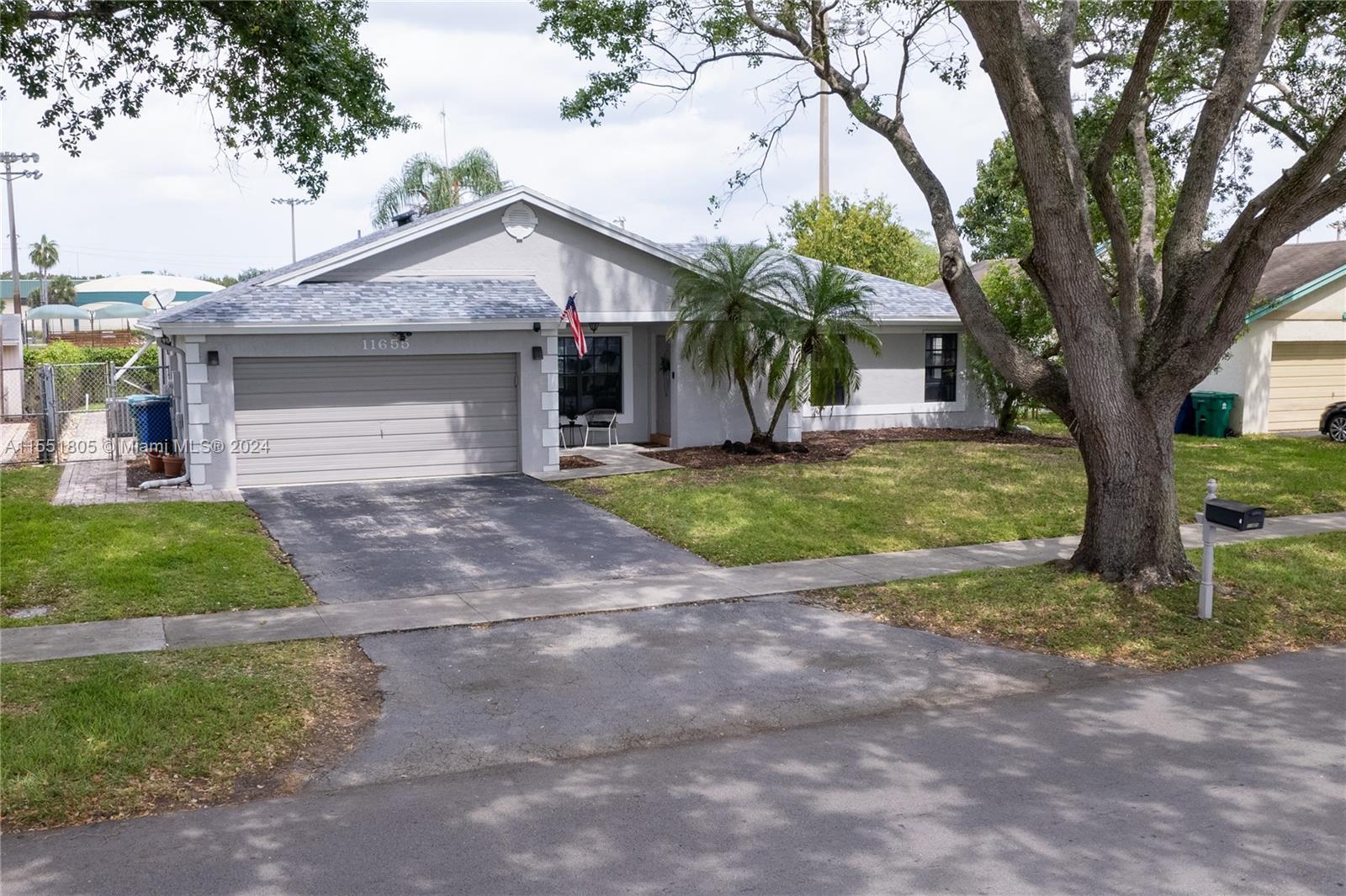 Photo of 11655 SW 50th St in Cooper City, FL