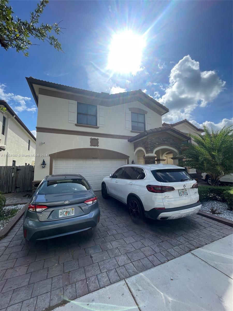 Photo of 8659 NW 100th Pl in Doral, FL