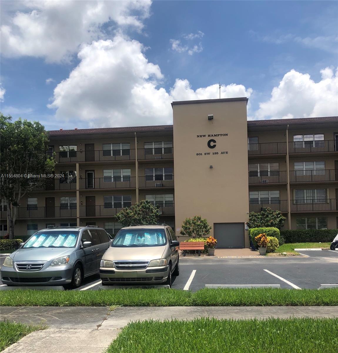 Photo of 301 SW 135th Ave #402C in Pembroke Pines, FL