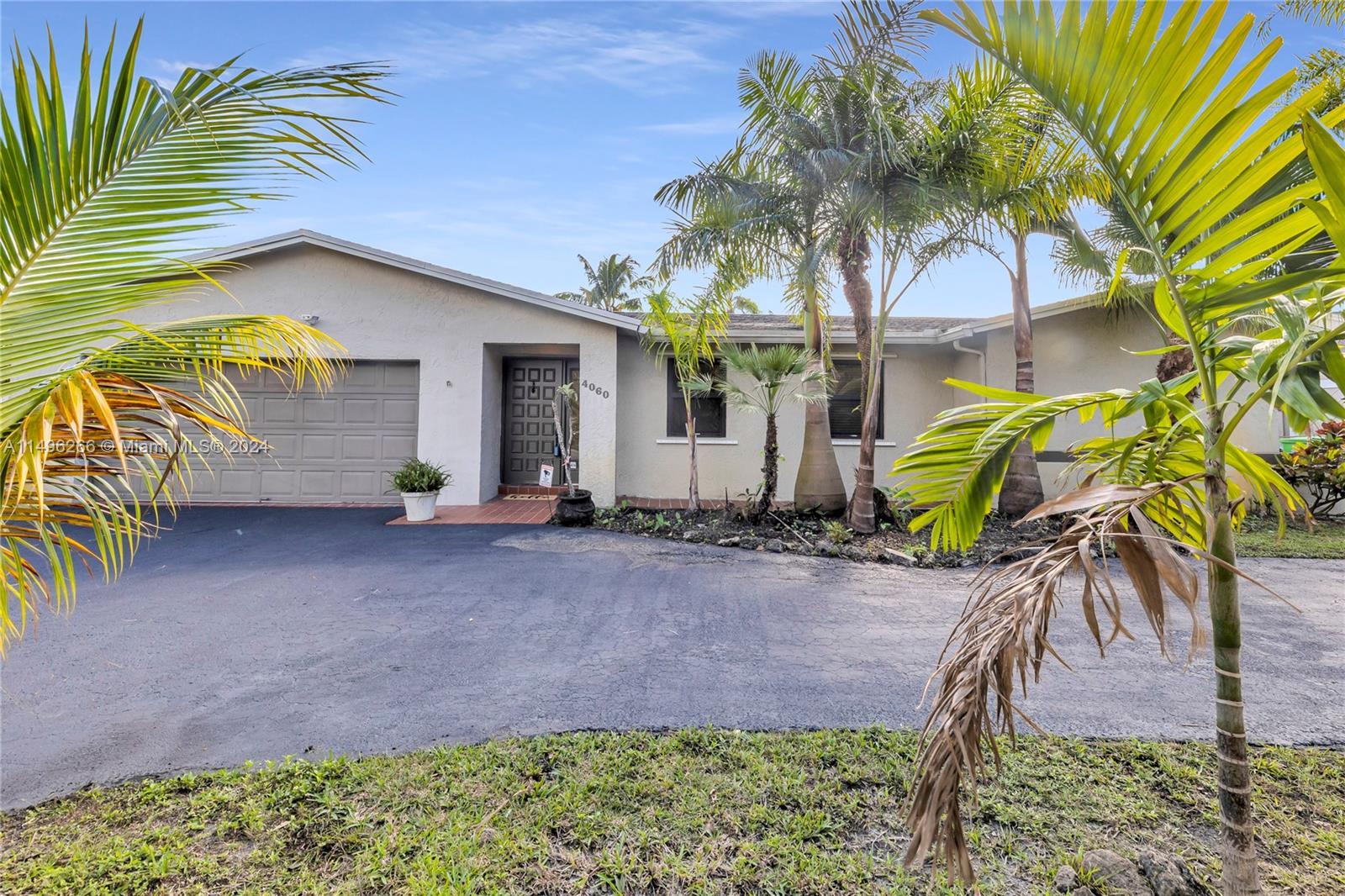 Photo of 4060 NW 120th Wy in Sunrise, FL
