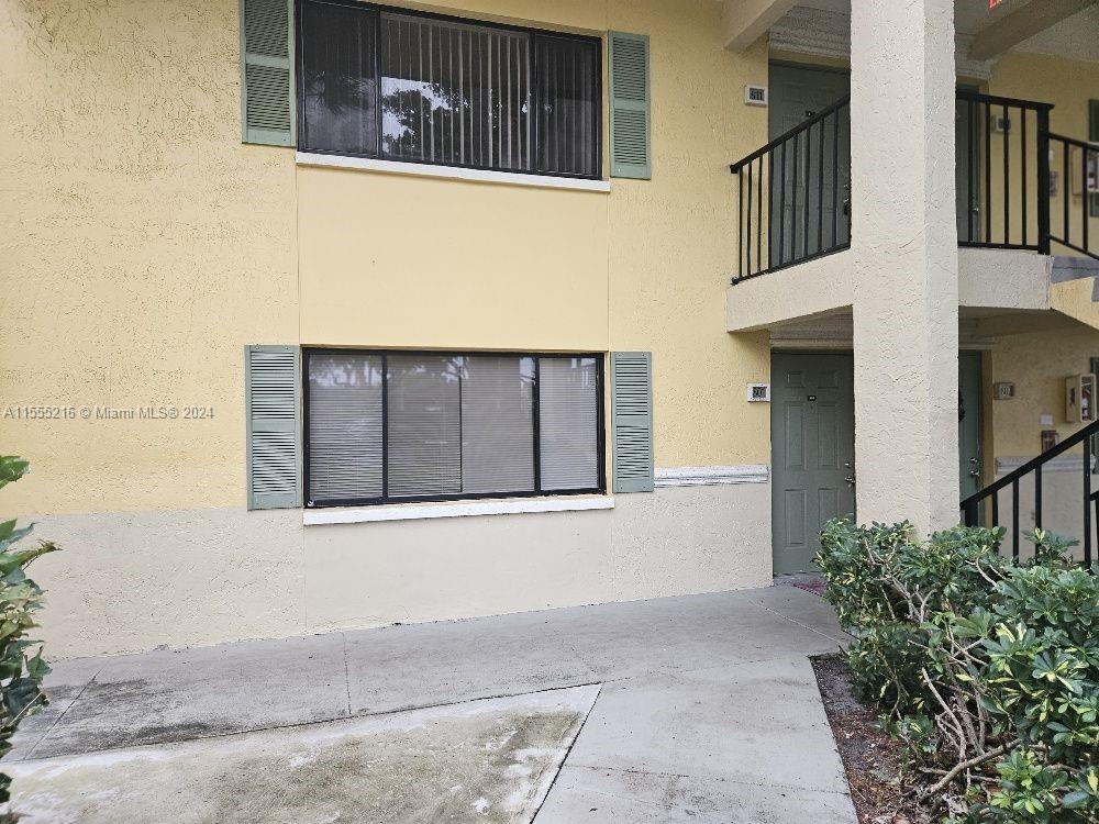 Lovely two bedroom, two full bath completely remodeled Corner Unit. Extra windows, light and bright.