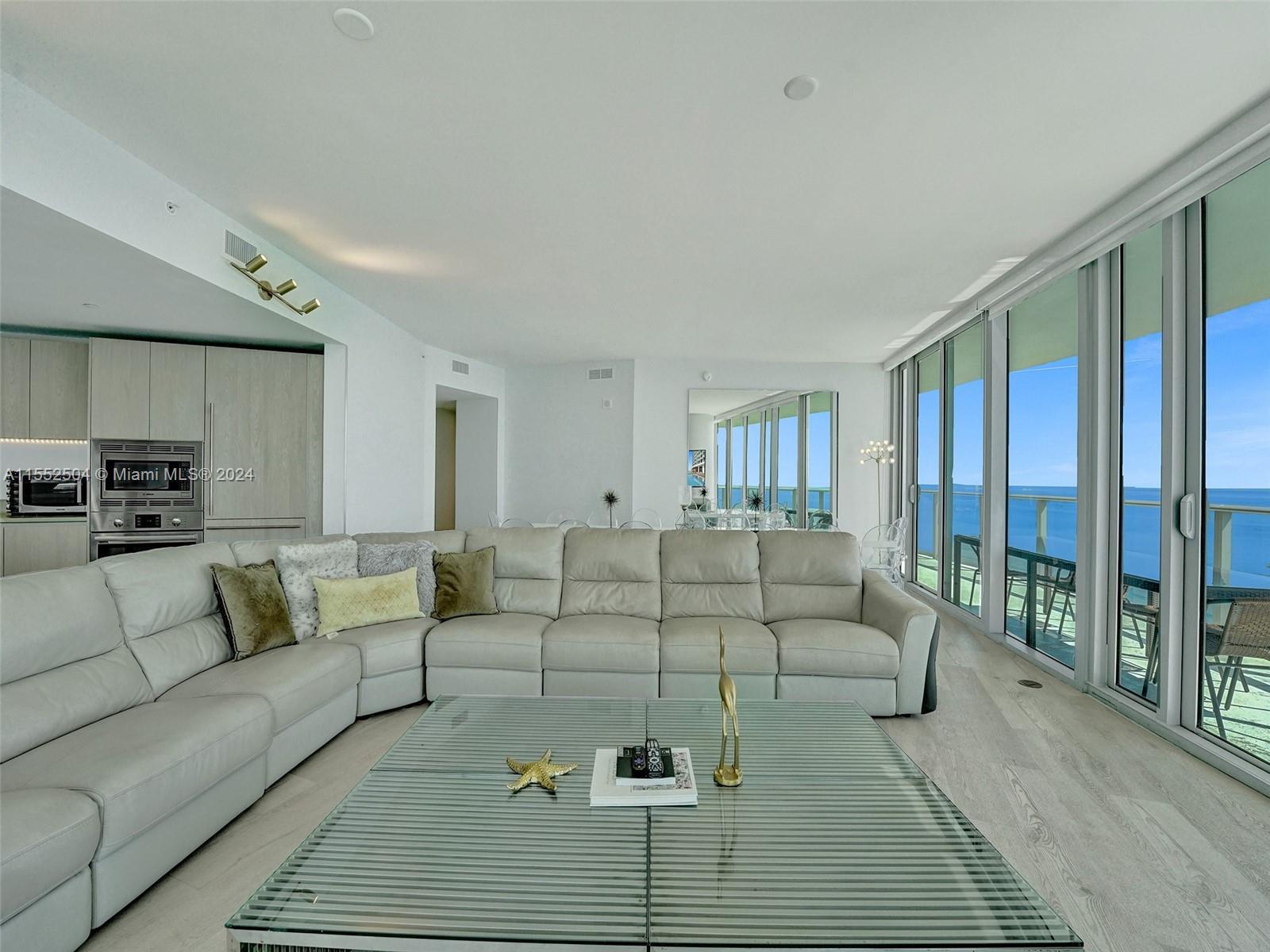 ONE OF KIND OCEANFRONT RESIDENCE at Hyde Resort & Residences with breathtaking views to enjoy sunris