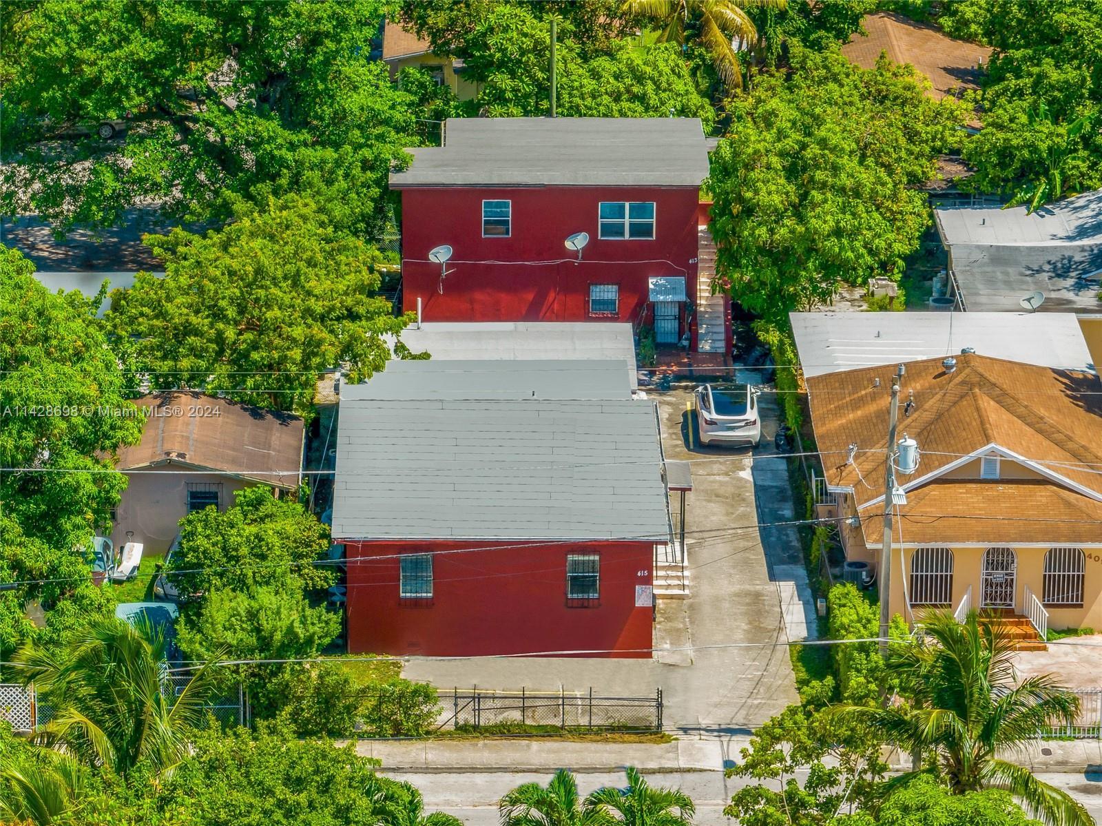 Photo of 413 NW 33rd St in Miami, FL