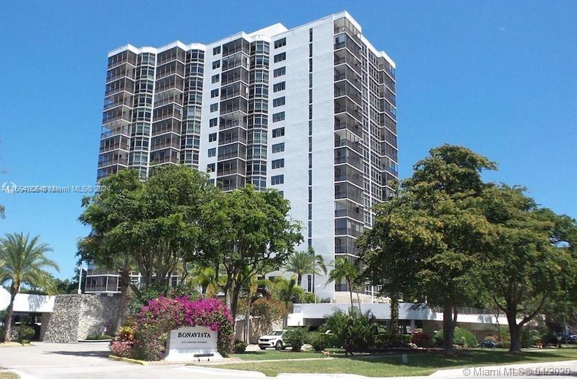 Photo of 3375 N Country Club Dr #407 in Aventura, FL