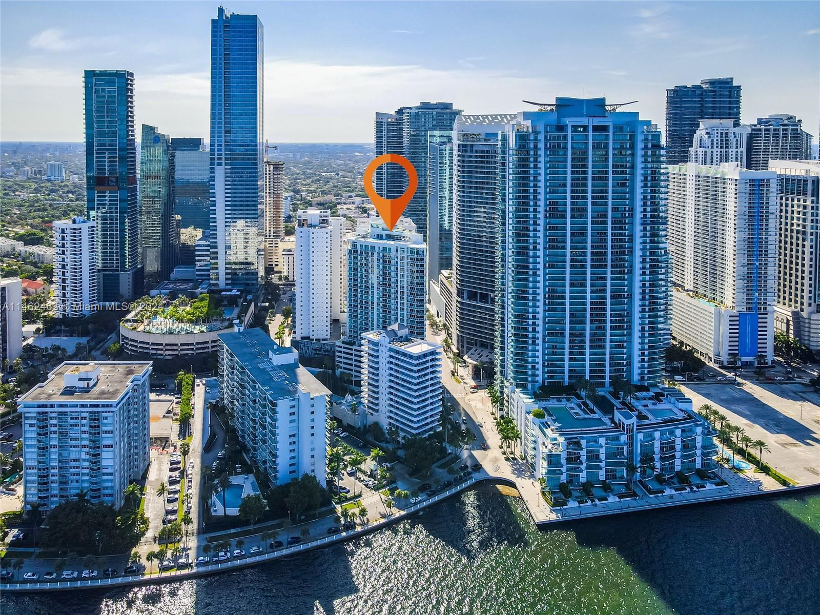 Price adjustment! Seller motivated. Stylish condo in the heart of Brickell, Miami's premier neighbor
