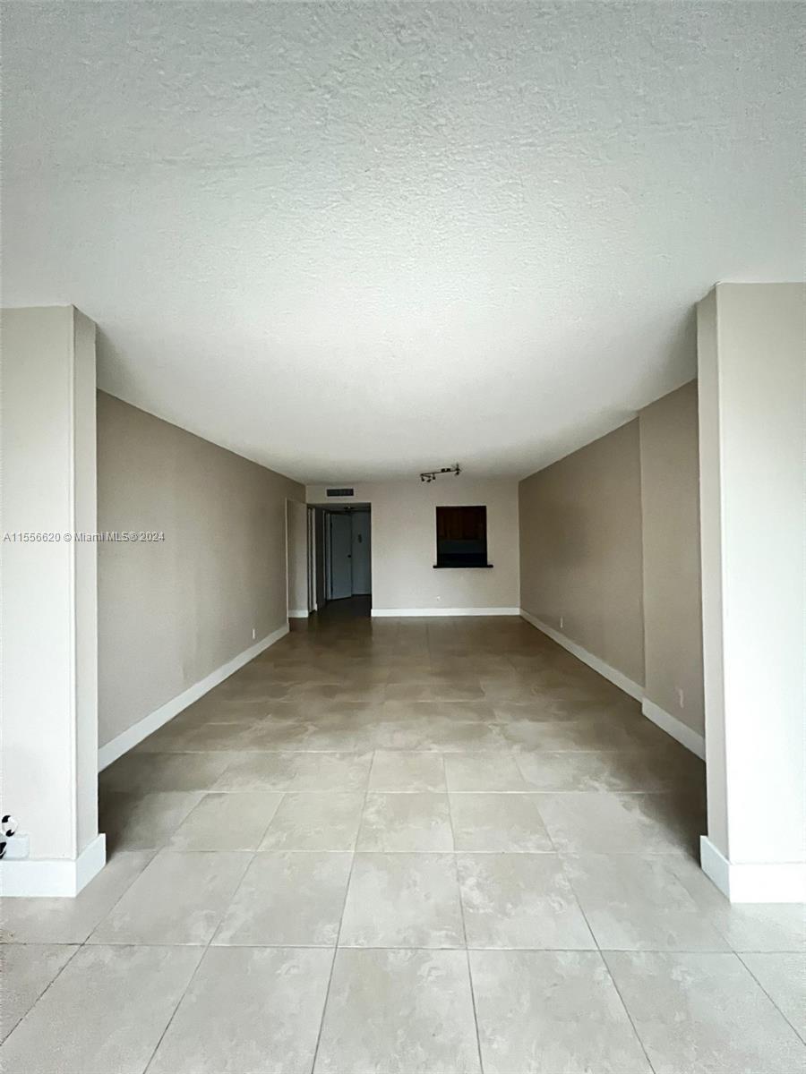 Photo of 800 Parkview Dr #126 in Hallandale Beach, FL