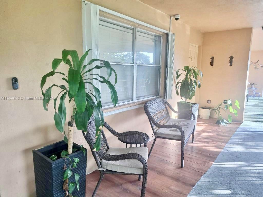 Photo of 2837 Pierce St #10 in Hollywood, FL
