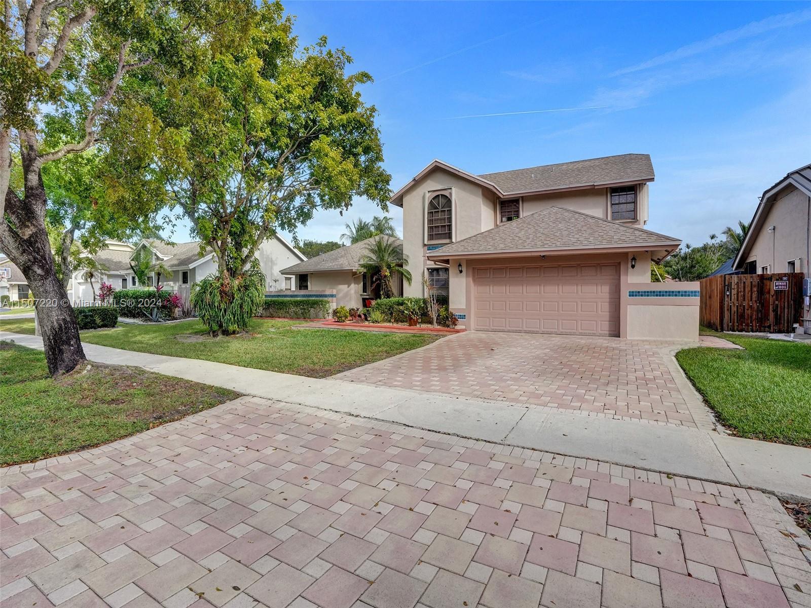 Photo of 5772 SW 88th Ter in Cooper City, FL