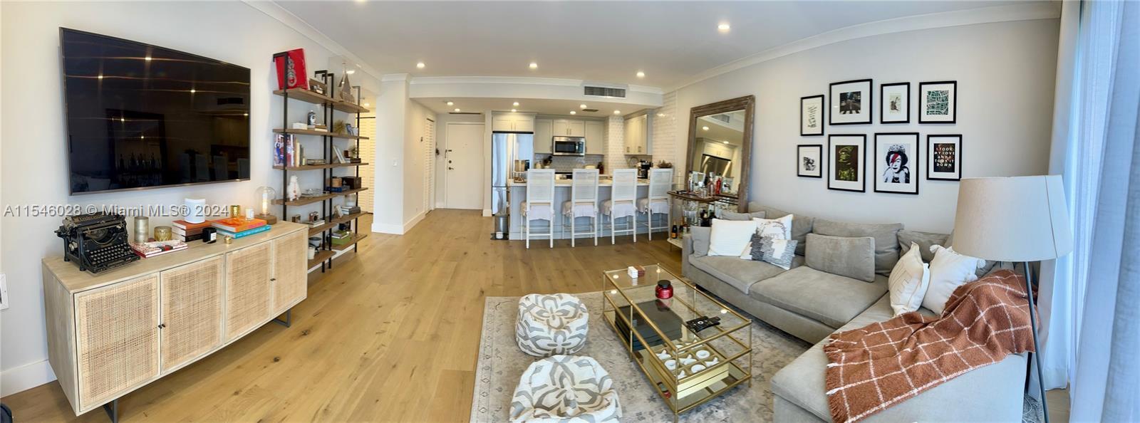 Top of the line exceptional remodeled 1/1 Brickell Beauty! No expense spared; hardwood floors, open 