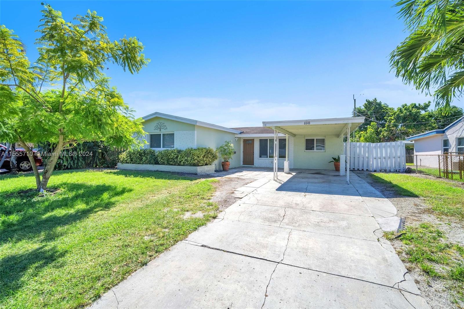 Photo of 6640 Evans St in Hollywood, FL