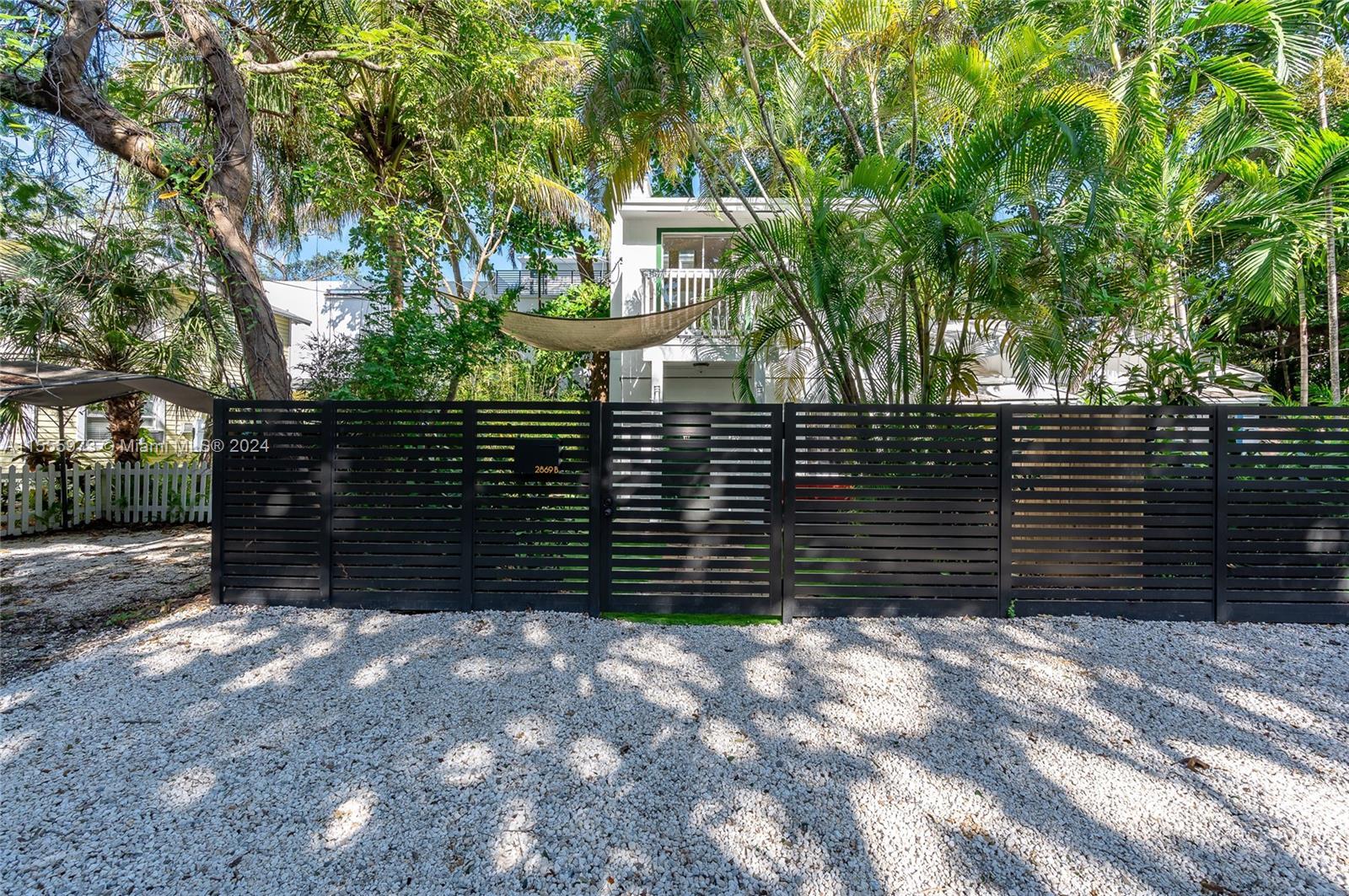Photo of 2869 Shipping Ave in Coconut Grove, FL