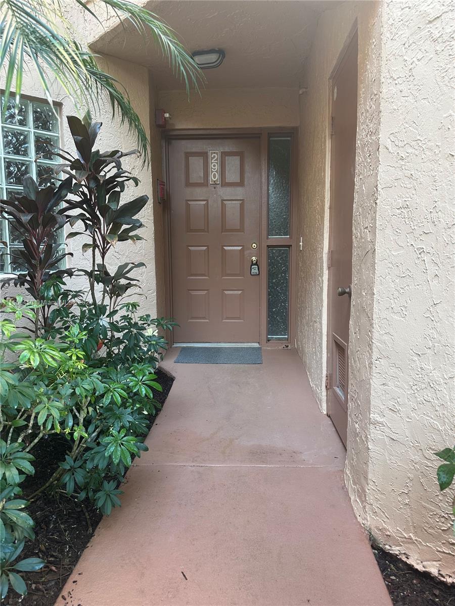Photo of 10791 NW 14th St #290 in Plantation, FL