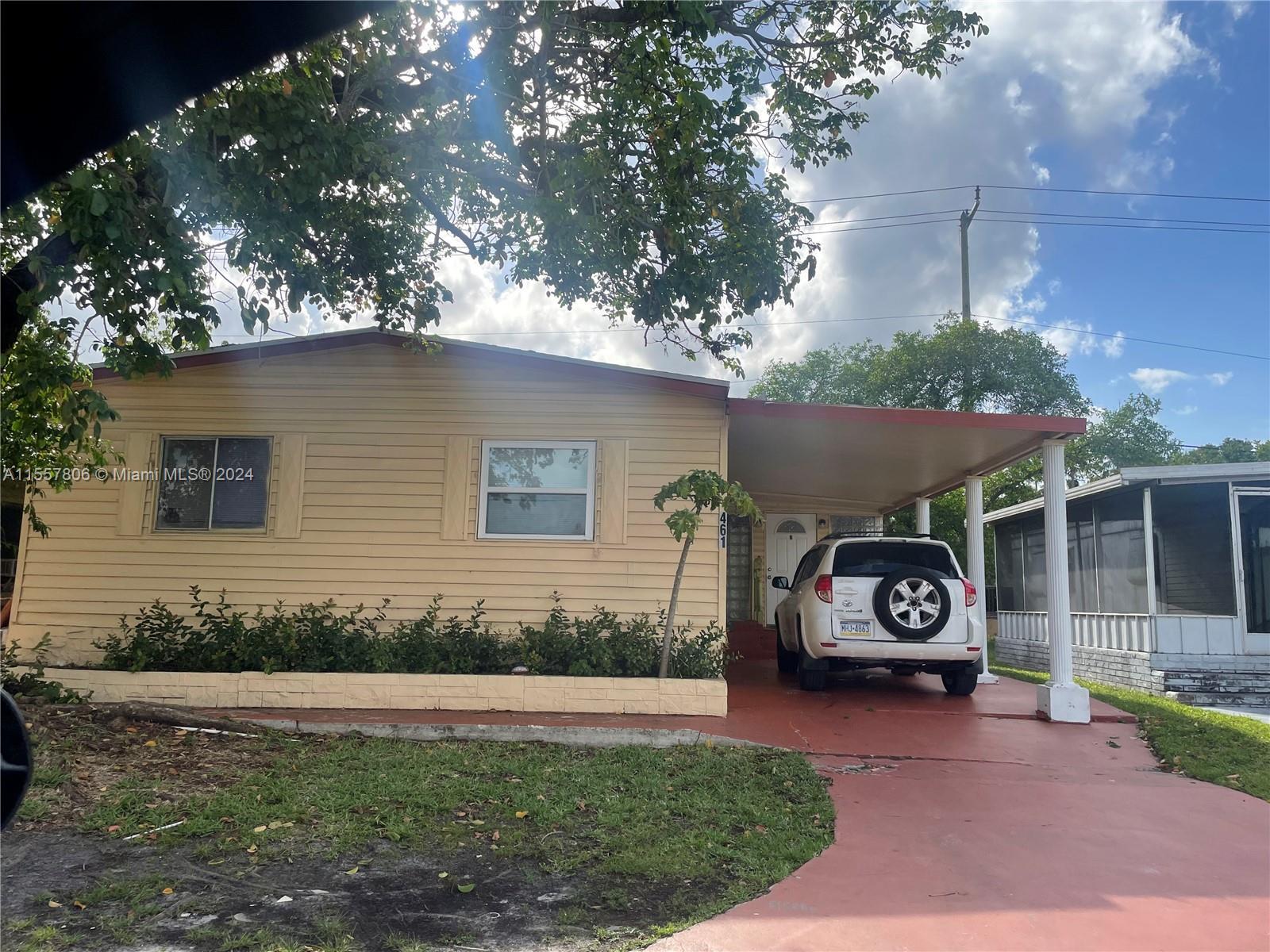 Photo of 461 NW 135th Wy #A in Plantation, FL