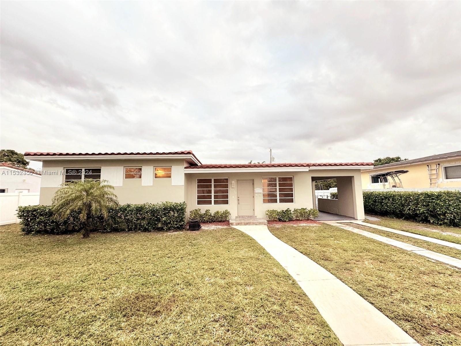 Photo of 1030 Nightingale Ave in Miami Springs, FL