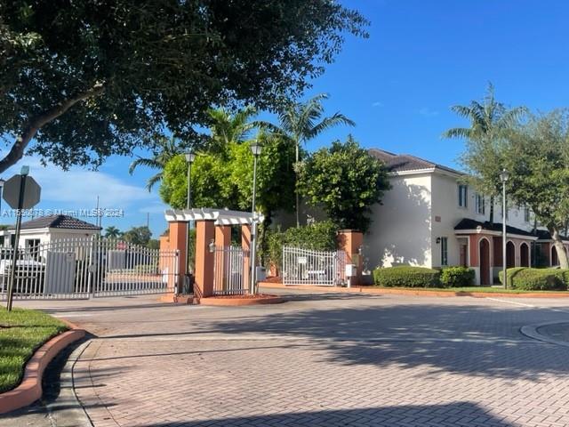 Photo of 17341 NW 7th Ave #607 in Miami Gardens, FL