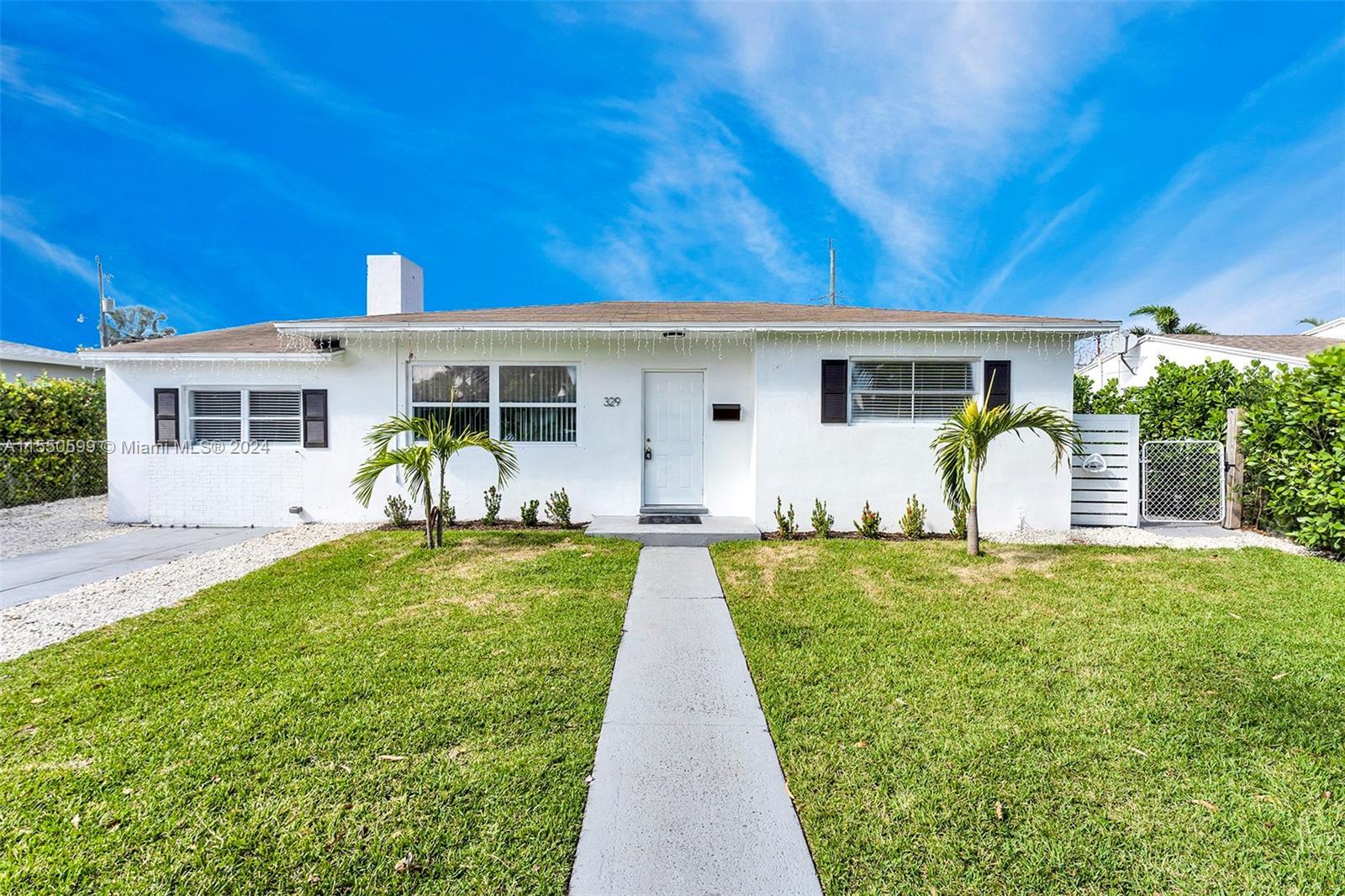 Photo of 329 Laurie Rd in West Palm Beach, FL