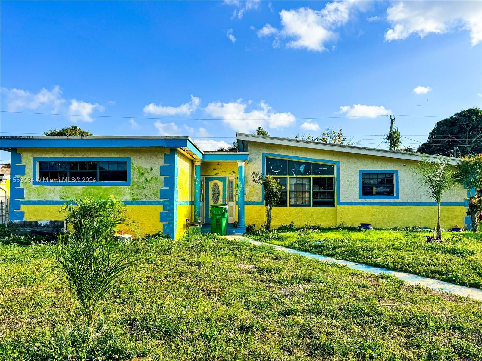 Photo of 1940 NW 187th St in Miami Gardens, FL