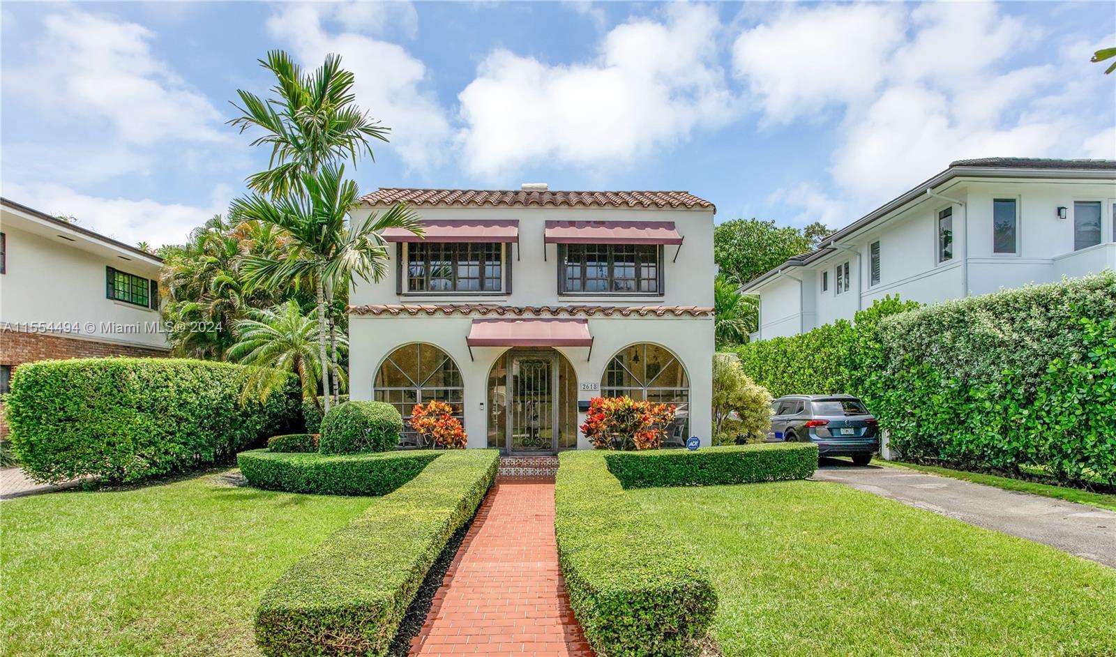 Photo of 2618 Alhambra Cir in Coral Gables, FL