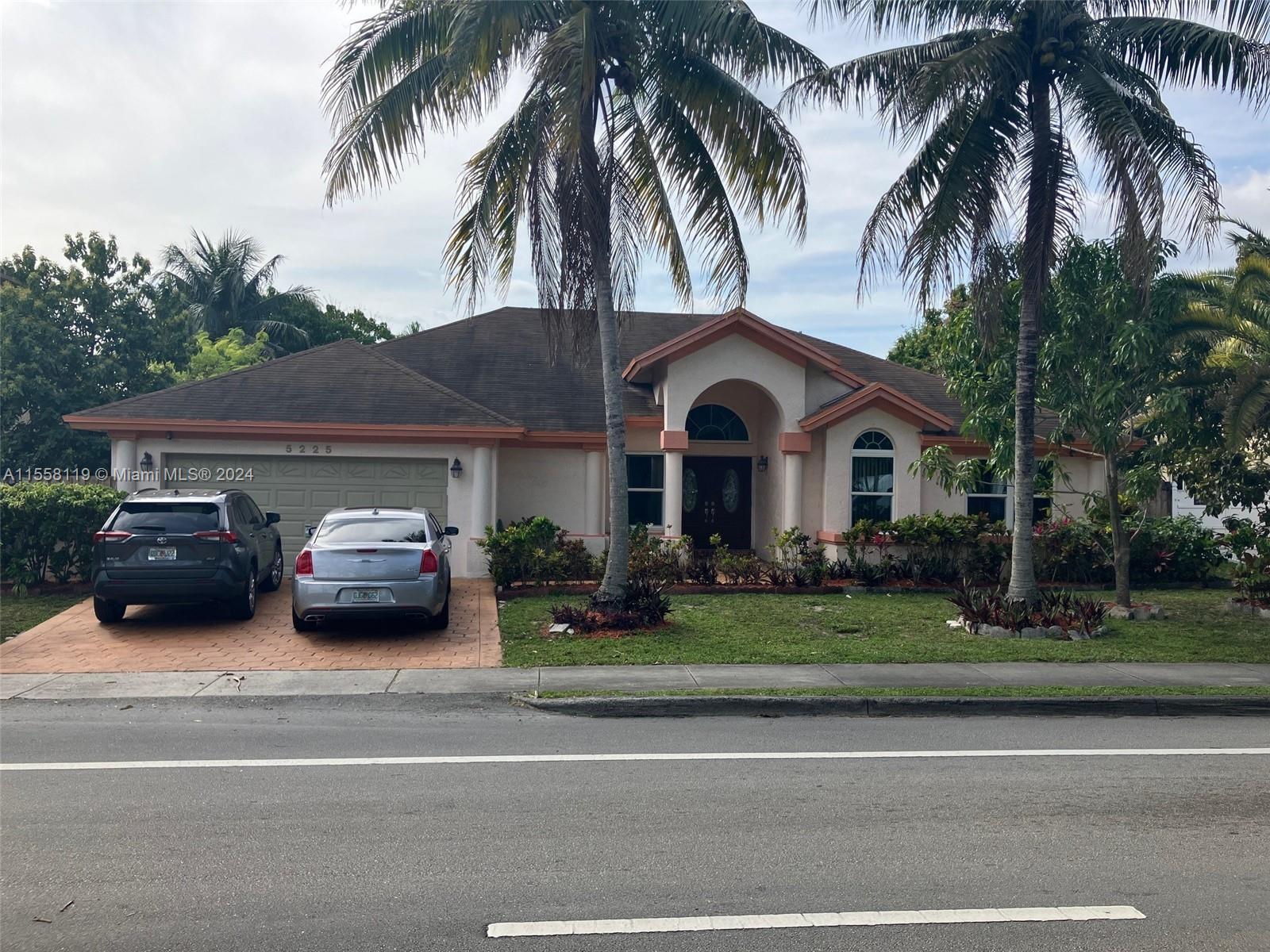 Photo of 5225 NW 70th Ave in Lauderhill, FL