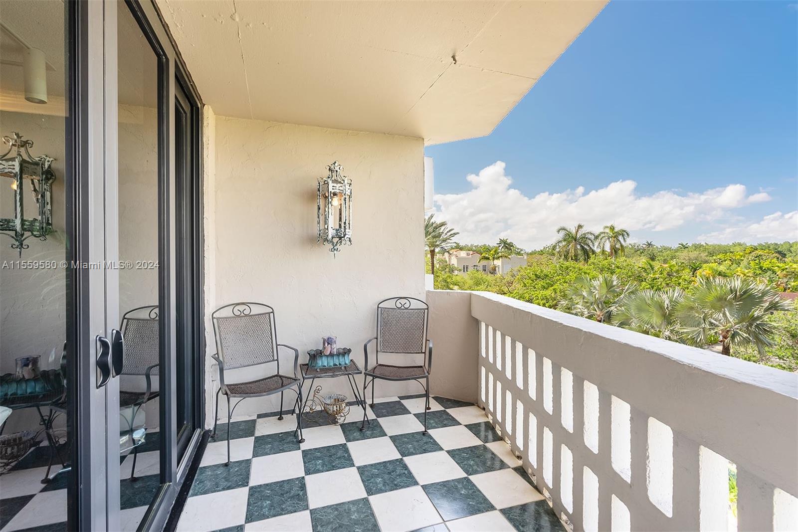 Photo of 90 Edgewater Dr #404 in Coral Gables, FL