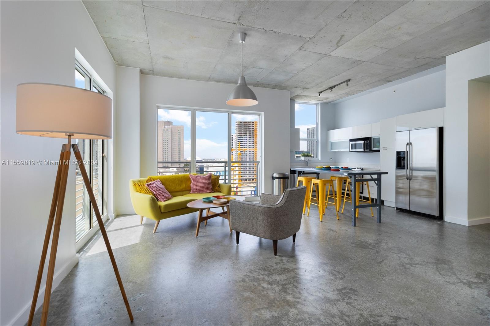 Discover the best of Miami in this spacious, open-concept corner unit at The Loft Downtown II.Enjoy 