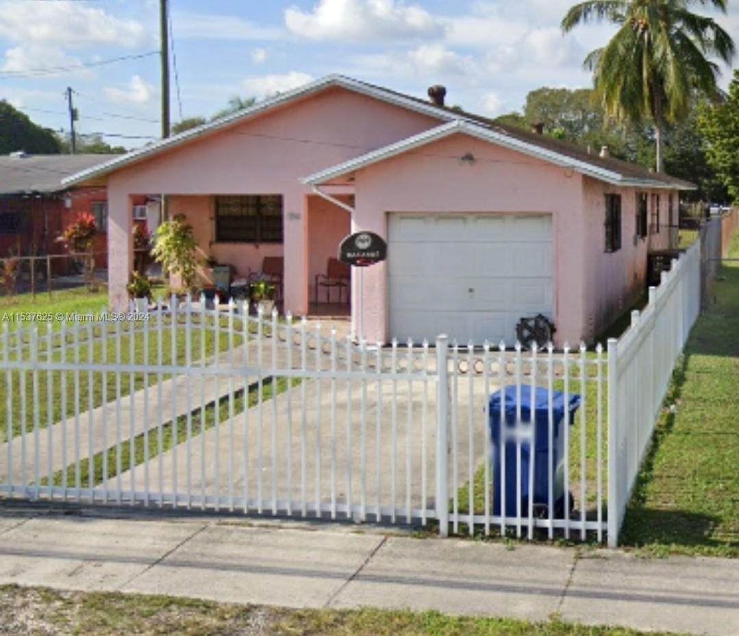 Photo of 17580 NW 17th Ave in Miami Gardens, FL