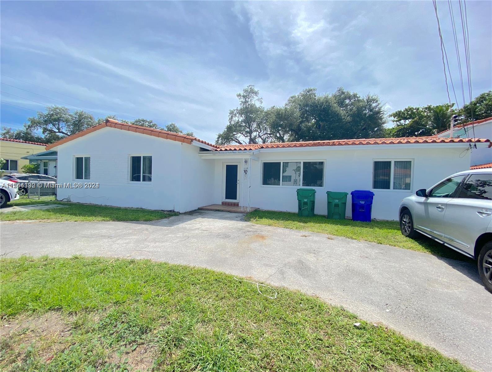Photo of 1120 NW 32nd Ct in Miami, FL
