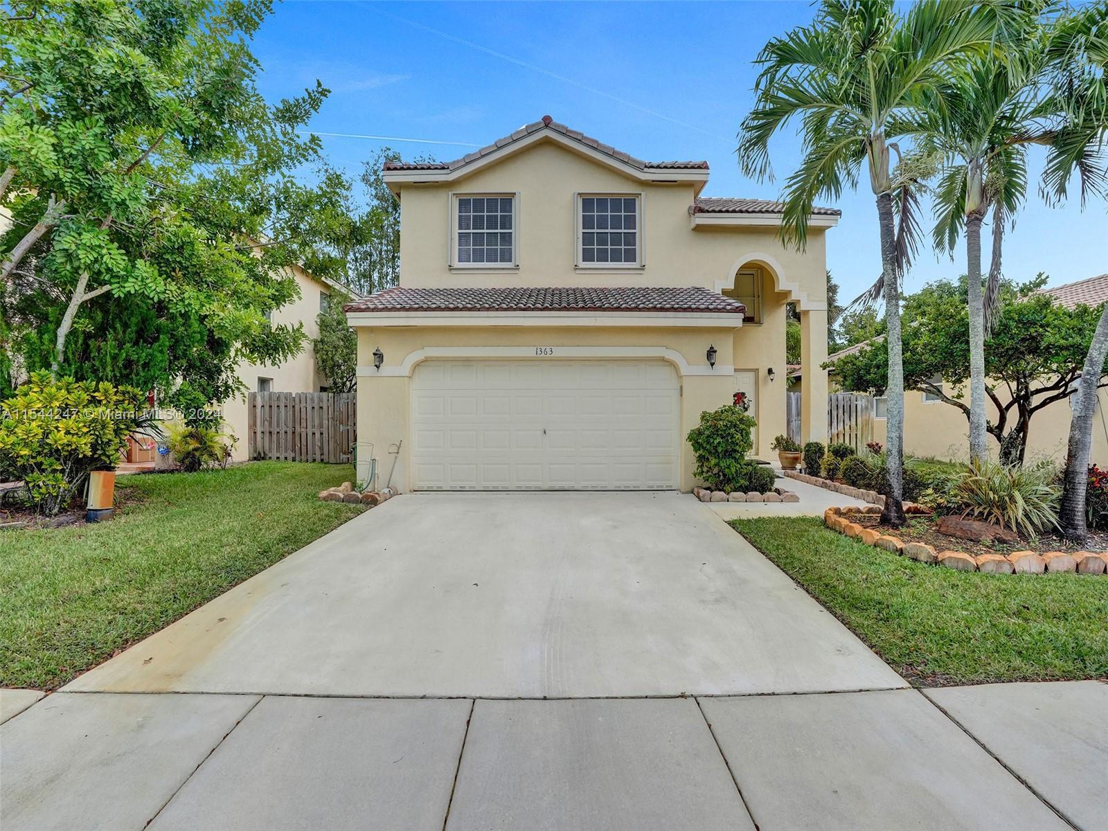 Photo of 1363 SW 105th Ave in Pembroke Pines, FL