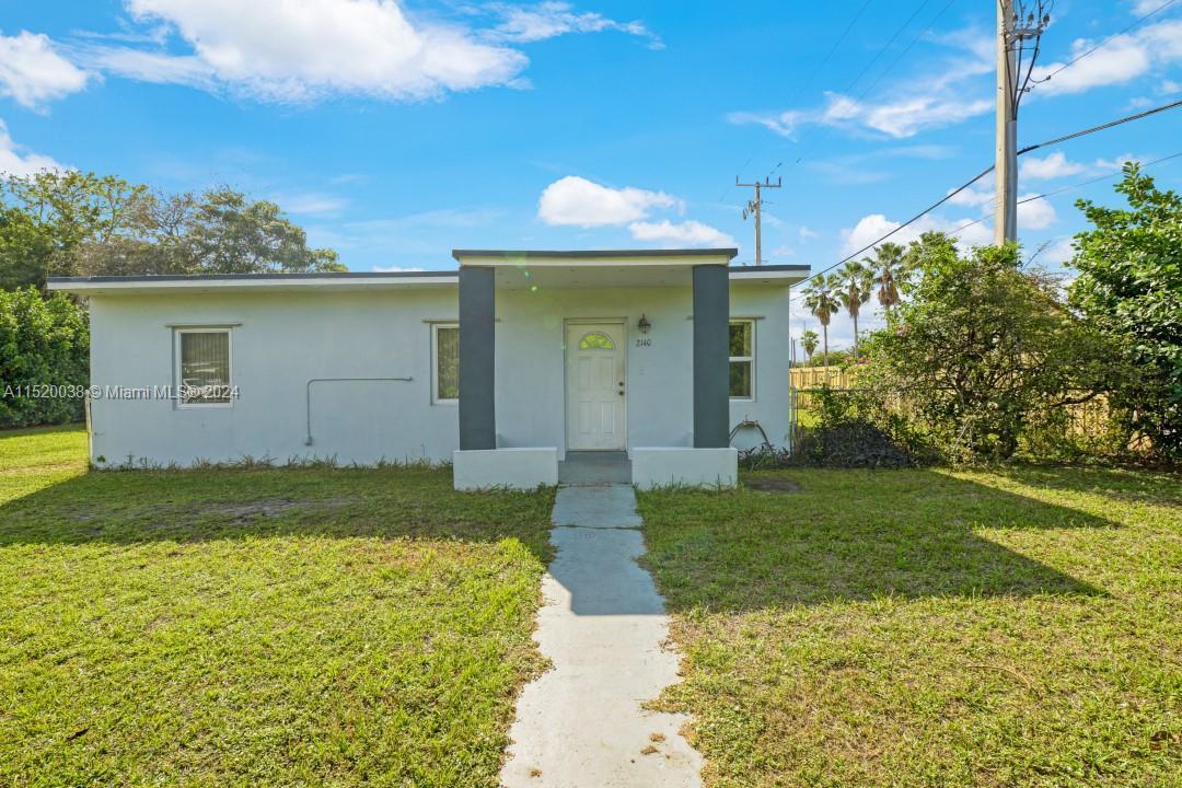 Photo of 2140 NW 158th St in Miami Gardens, FL