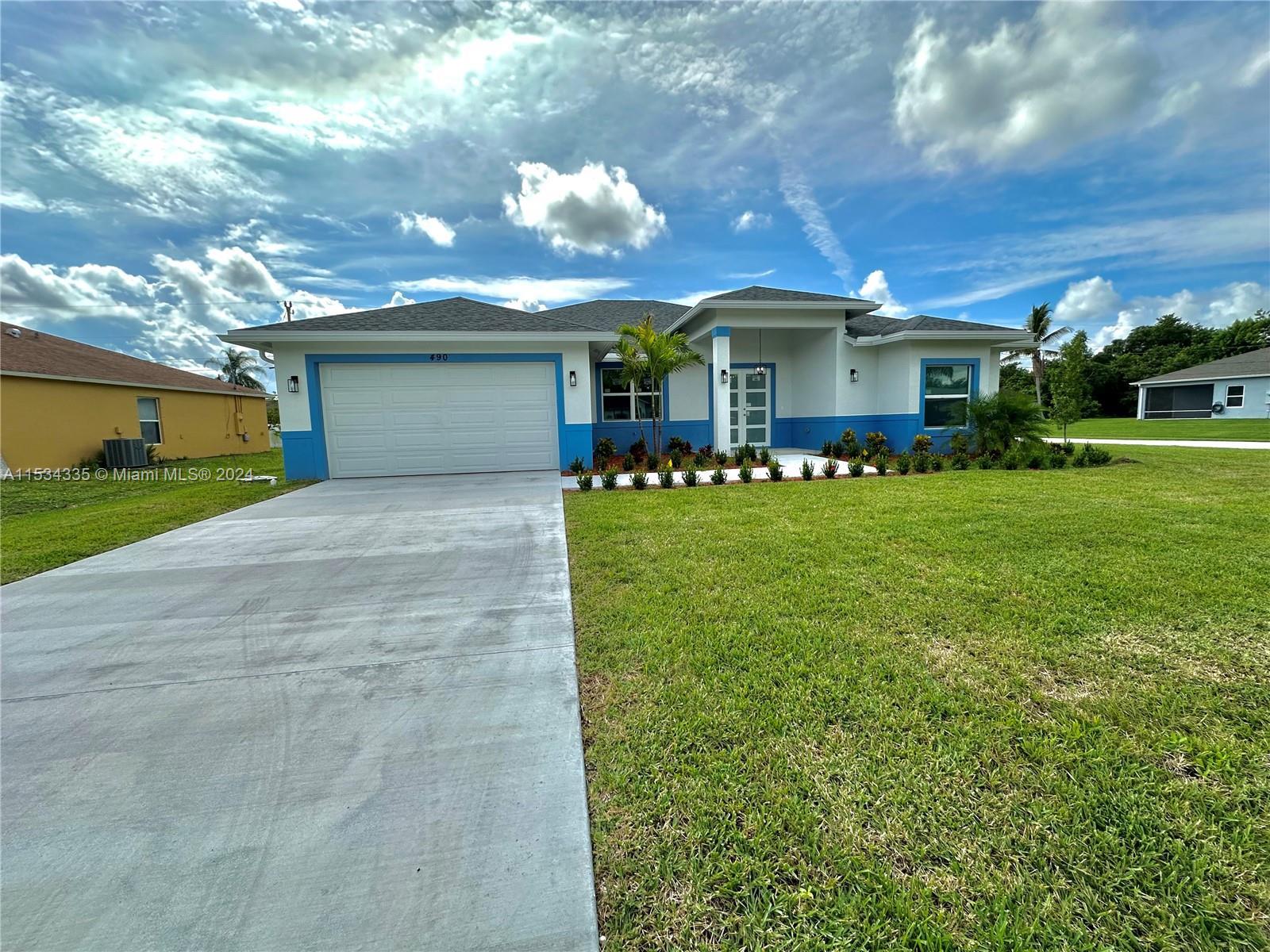 Photo of 490 SW Dauphin Ave in Port St Lucie, FL