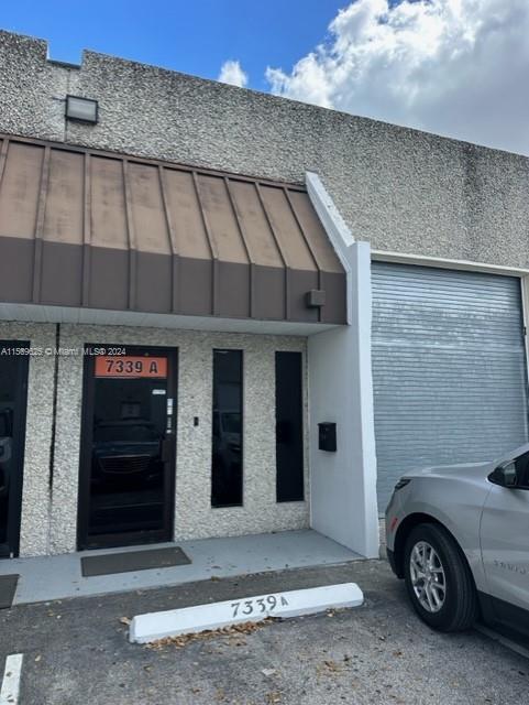 Photo of 7339 NW 56th St in Miami, FL