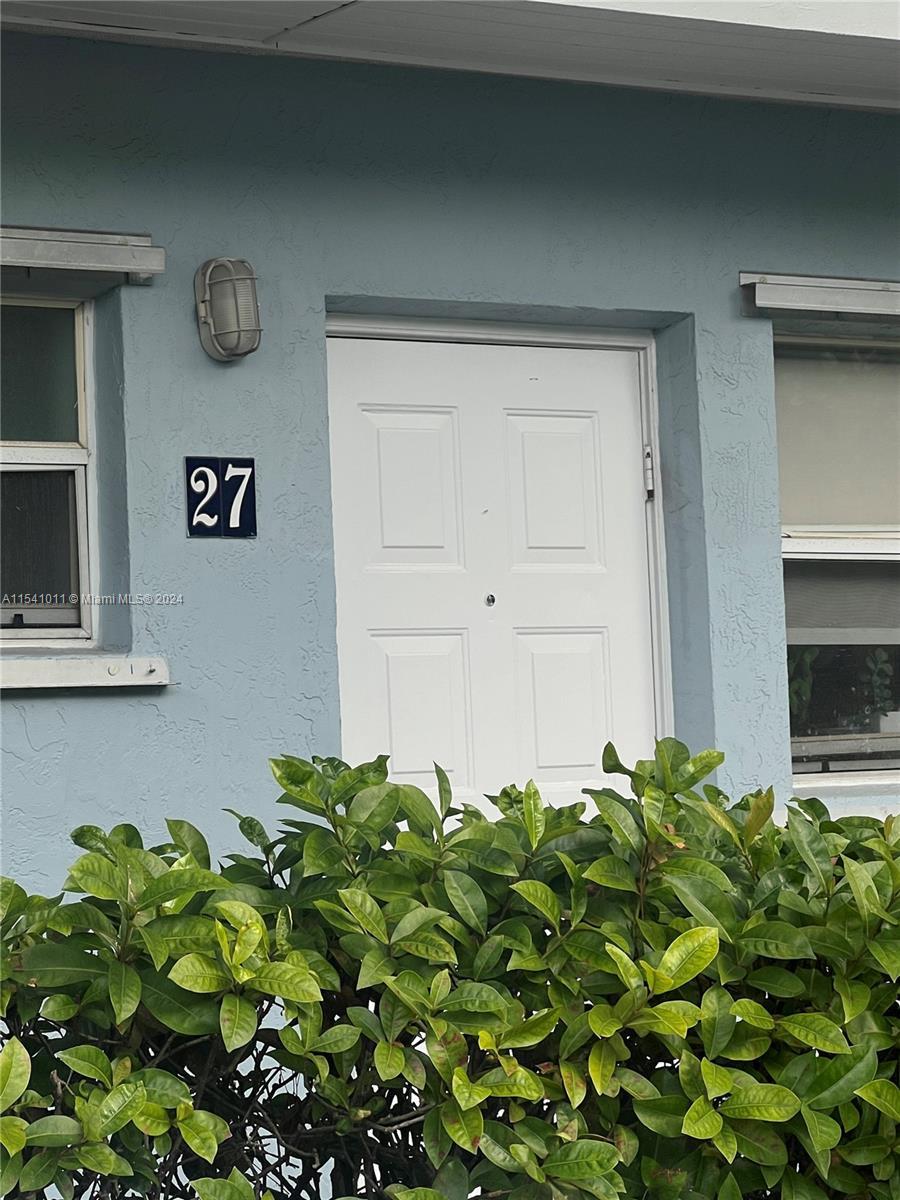 Photo of Address Not Disclosed in Key Biscayne, FL