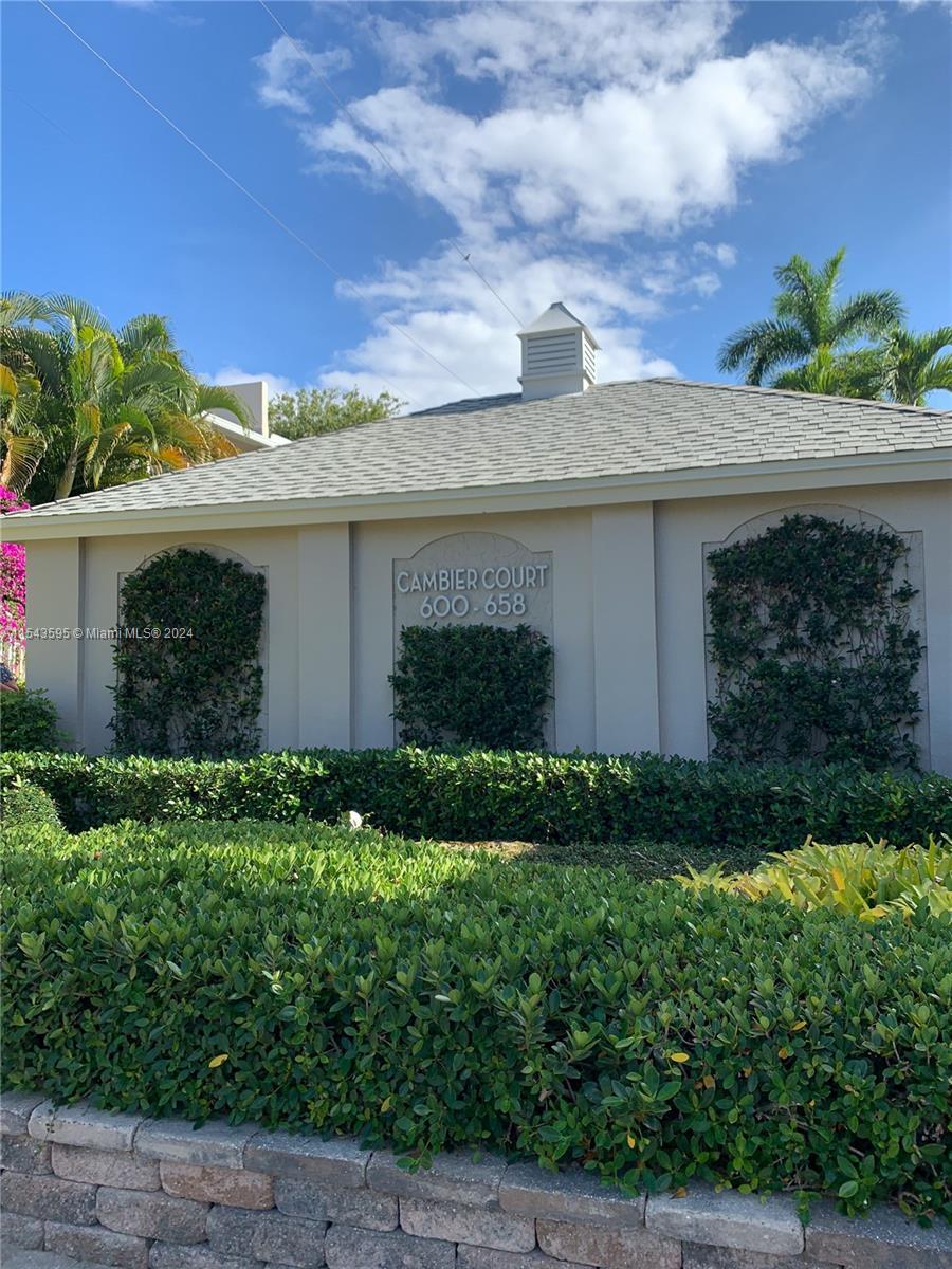 Photo of 624 S 7th Ave #624 in Naples, FL