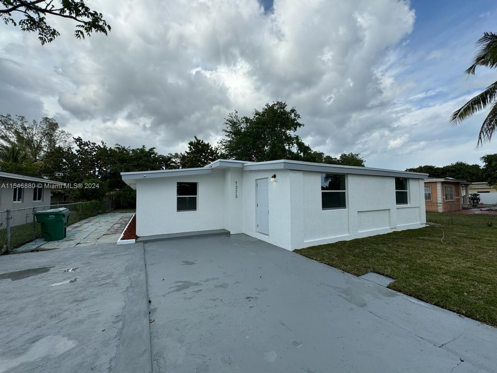 Photo of 1375 NW 116th St in Miami, FL